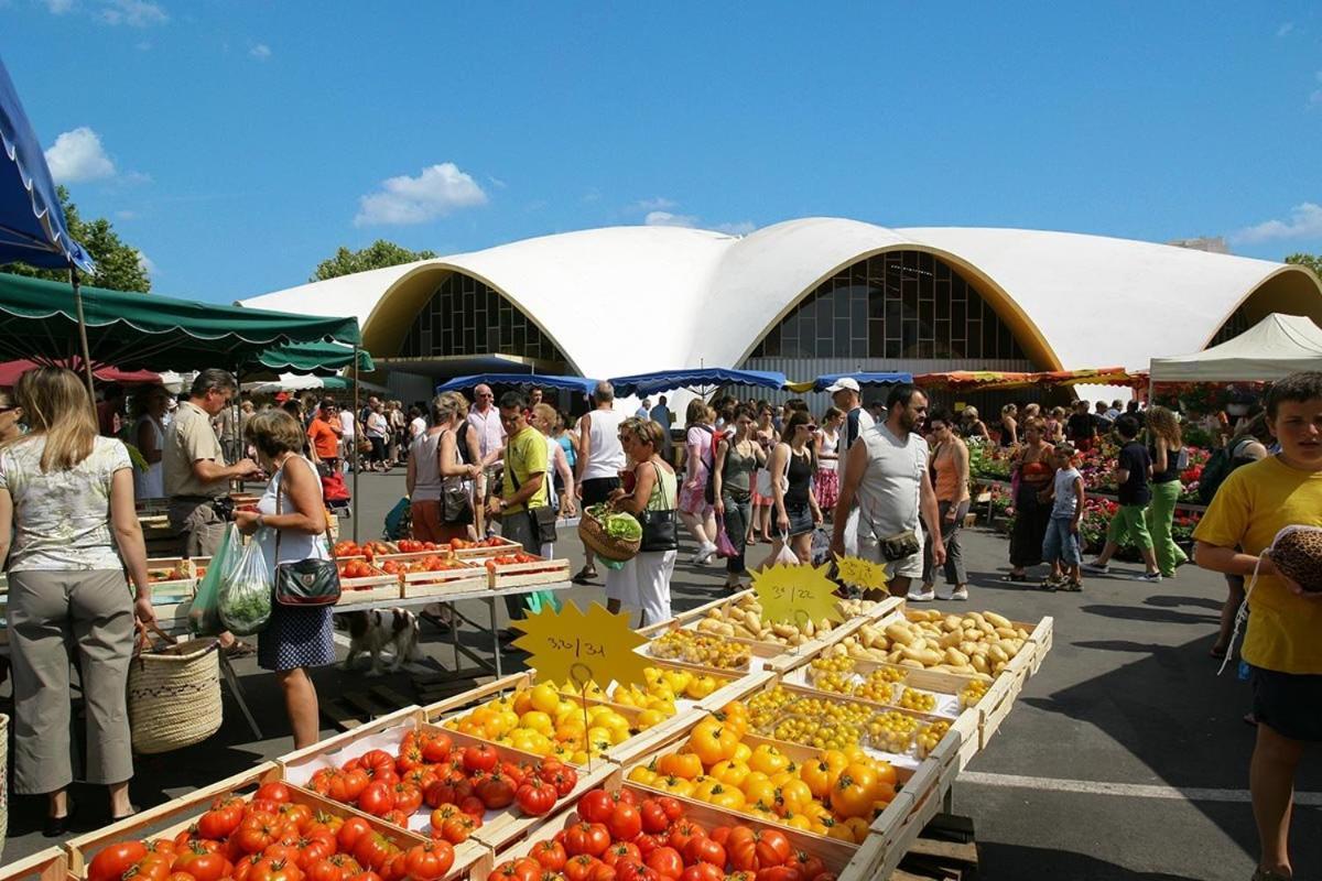 - Vue - Proximité Et Parking Privatif