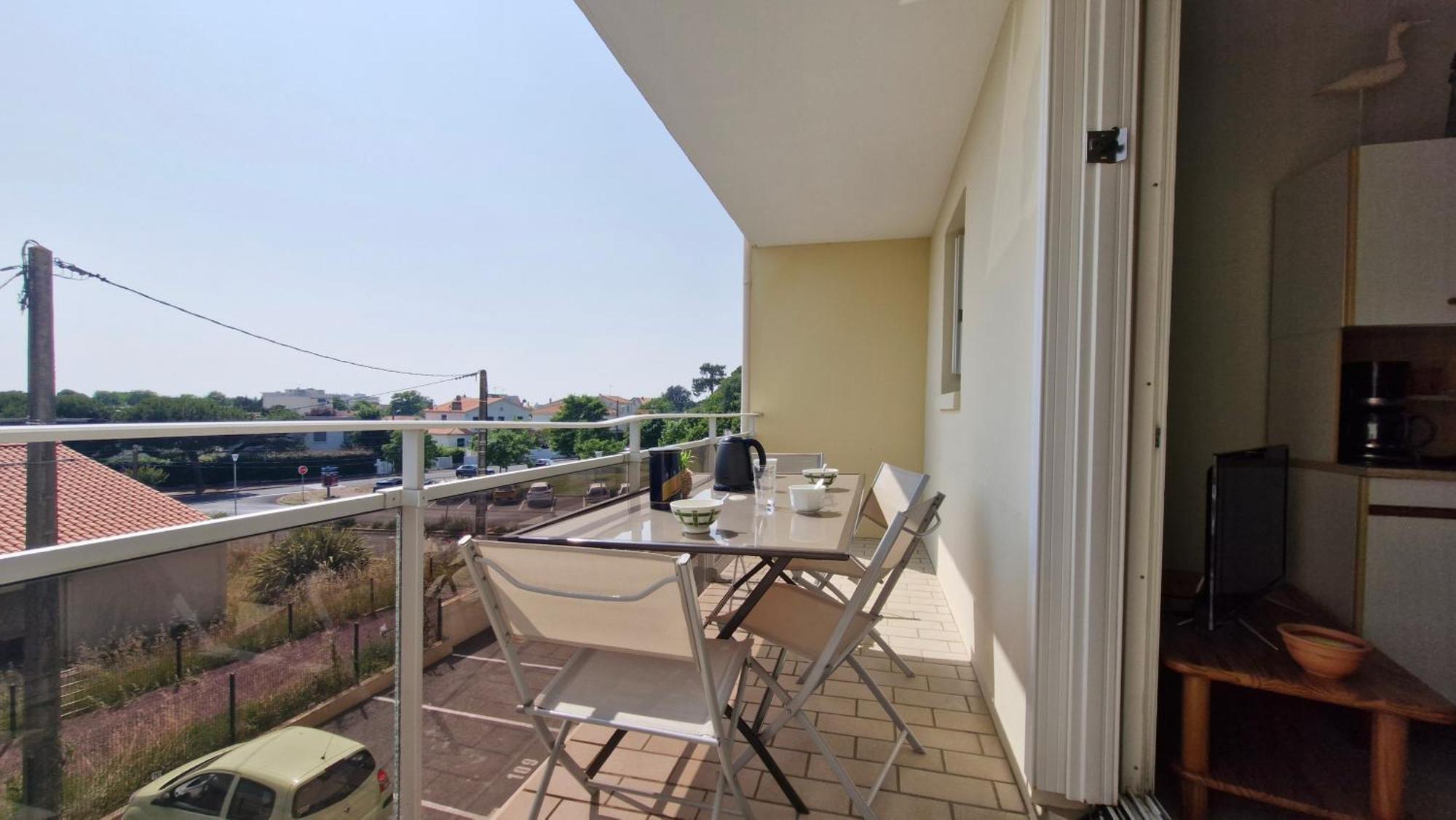 Appartement - Vue - Proximité Et Parking Privatif